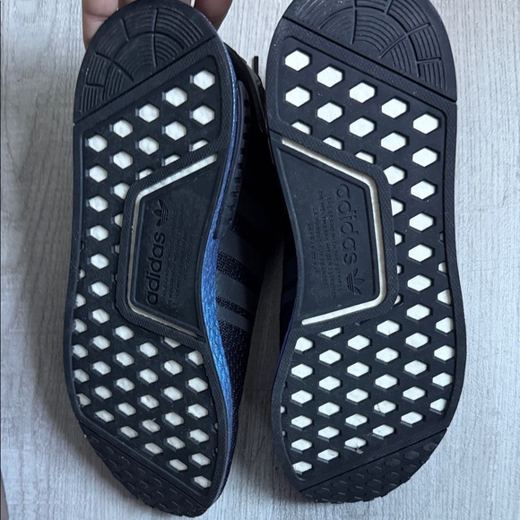 Adidas Iridescent Men's Black and Blue Sneakers - Picture 2 of 4